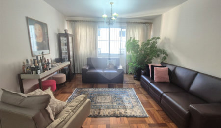 Apartamento à venda com 3 quartos, sendo 1 suíte,  em Itaim Bibi, São Paulo, SP