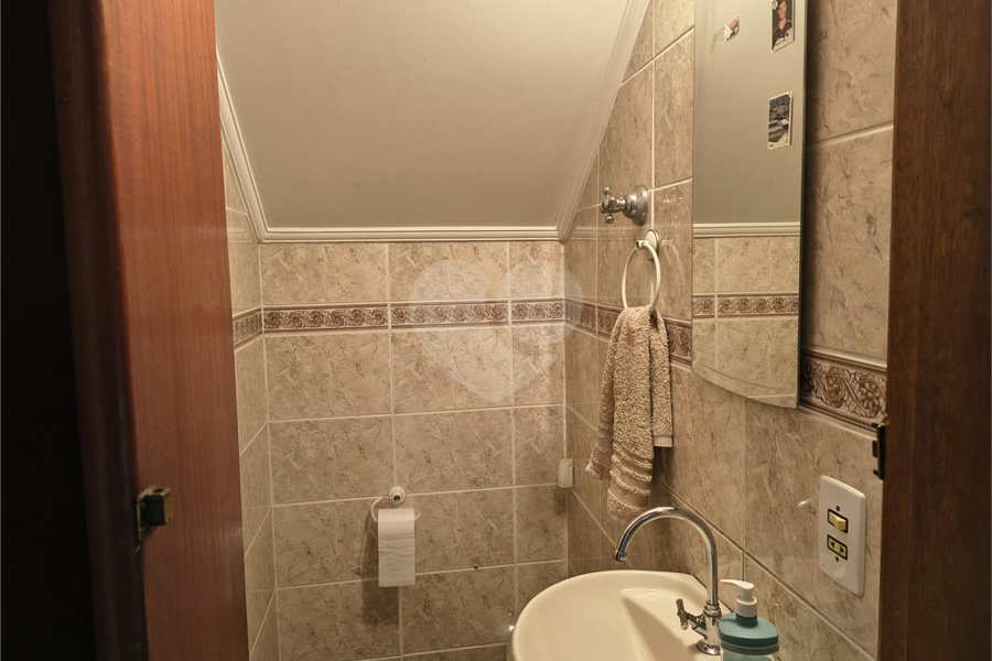 Sobrado à venda com 3 quartos, sendo 1 suíte, em Tremembé, São Paulo, SP