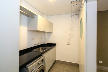Casa à venda com 3 quartos, sendo 1 suíte, em Campo Belo, São Paulo, SP