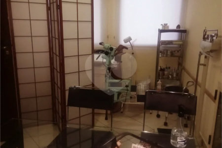 Sala Comercial em Vila Mariana com 39m²