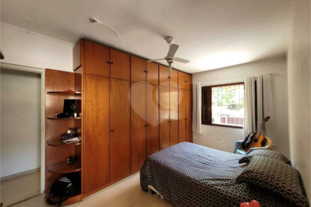 Sobrado à venda com 6 quartos, sendo 2 suítes, em Vila Romana, São Paulo, SP