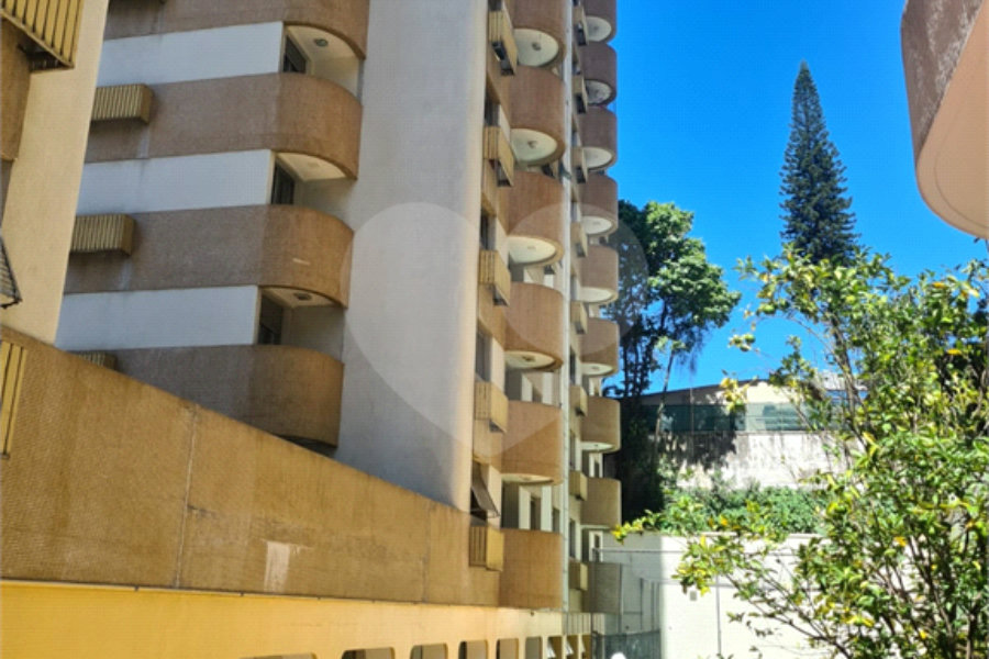 Apartamento à venda com 2 quartos, sendo 1 suíte,  em Consolação, São Paulo, SP