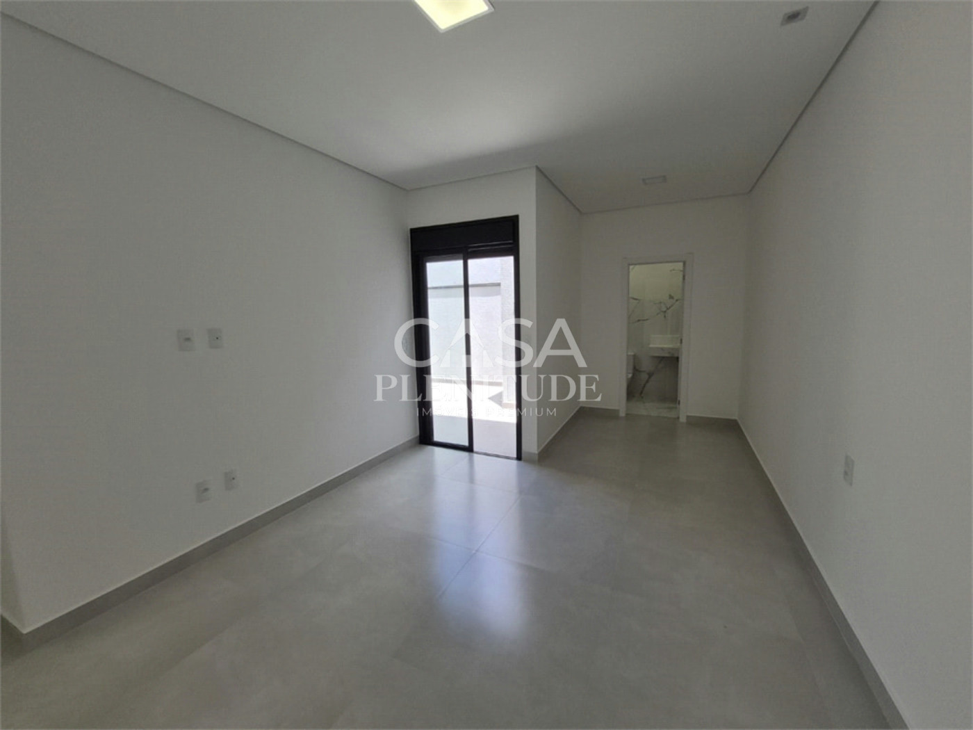 Casa em condomínio à venda com 3 quartos, sendo 1 suíte, em Jardim Villagio Milano, Sorocaba, SP