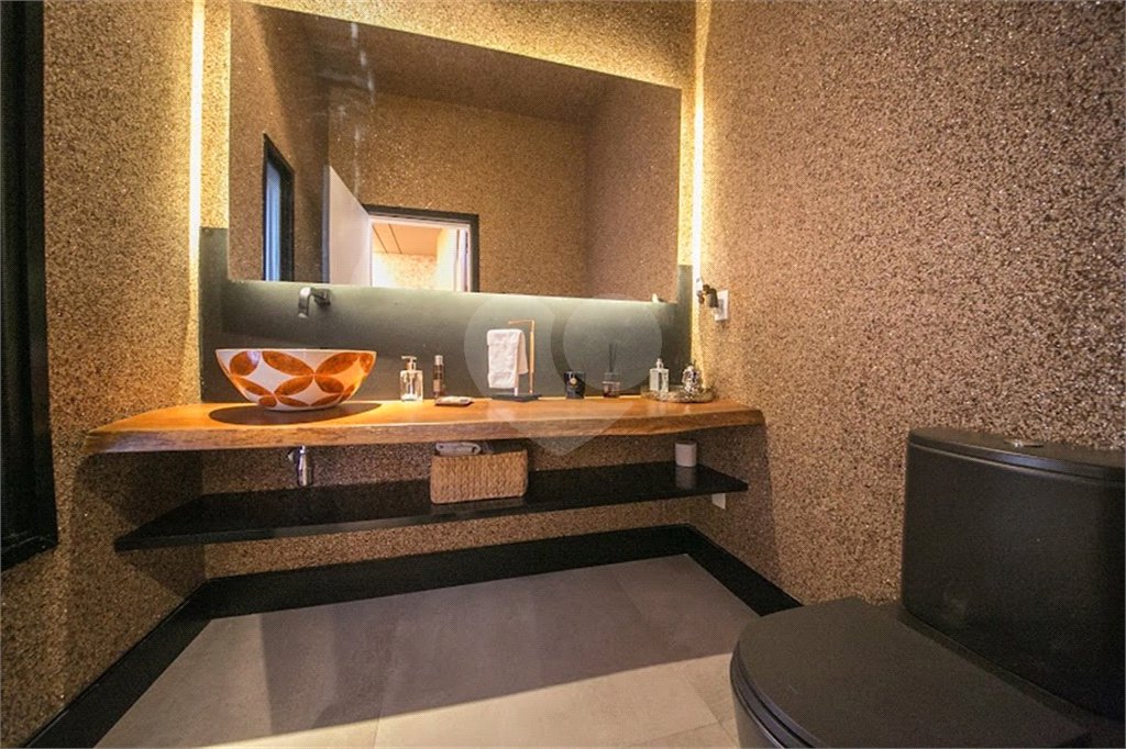 Casa à venda com 6 quartos, sendo 5 suítes,  no condomínio São Joaquim, Vinhedo - SP