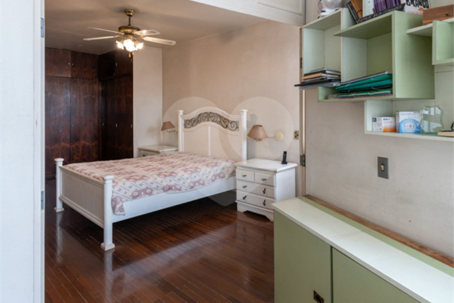 Casa Térrea à venda com 7 quartos, sendo 1 suíte, em Santana, São Paulo, SP