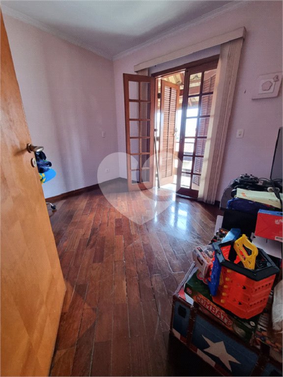 Sobrado à venda com 4 quartos, sendo 2 suítes, em Vila Mazzei, São Paulo, SP