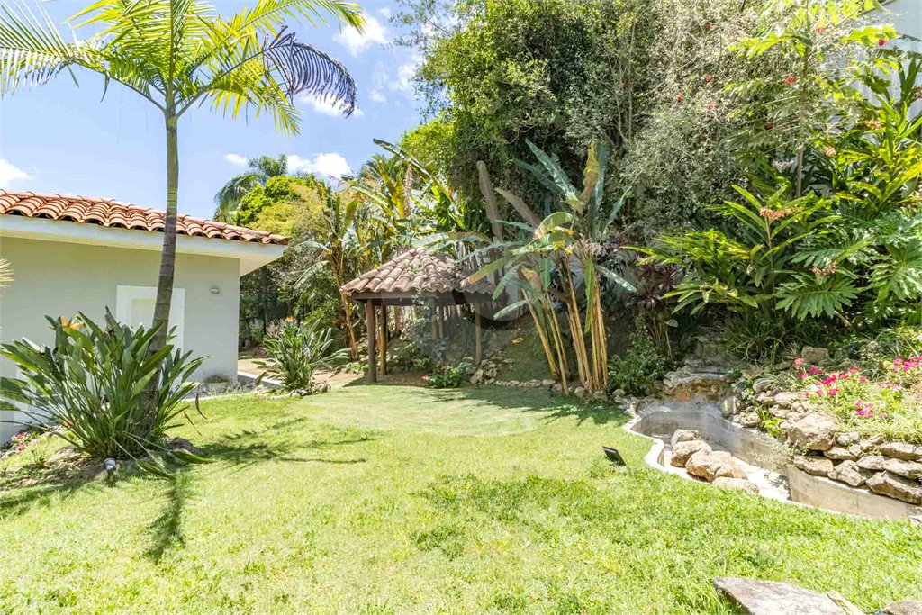 Casa à venda com 7 quartos, sendo 5 suítes,  em Morumbi, São Paulo, SP