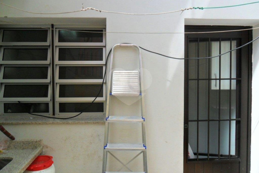 Sobrado à venda com 3 quartos, sendo 1 suíte, em Vila Romero, São Paulo, SP