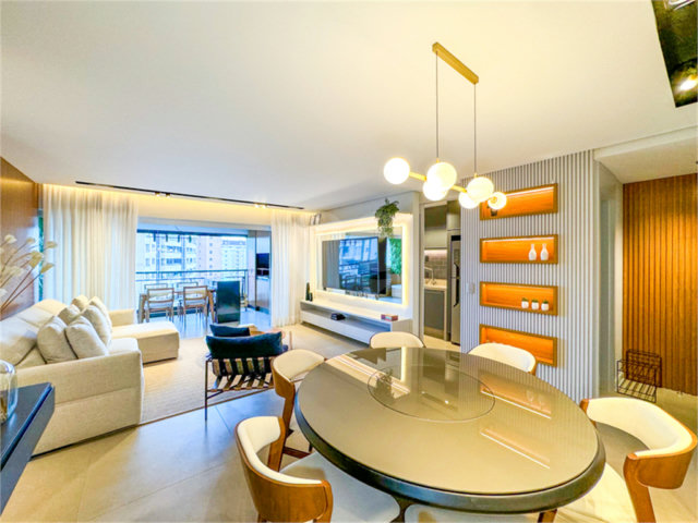 Apartamento à venda com 3 quartos, sendo 1 suíte, em Morumbi, São Paulo, SP