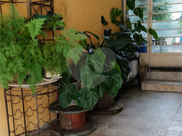 Sobrado à venda com 3 quartos, sendo 1 suíte,  em Jardim Tabatinga, Guarulhos, SP
