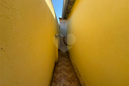 Casa à venda com 4 quartos, sendo 1 suíte, em Vila Maria, Itapetininga, SP