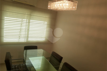 Casa à venda com 3 quartos, sendo 1 suíte, em Vila Mariana, São Paulo, SP