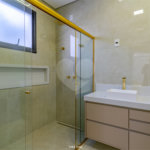 Casa à venda com 3 quartos, sendo 1 suíte, no condomínio Residencial London Park, Indaiatuba - SP