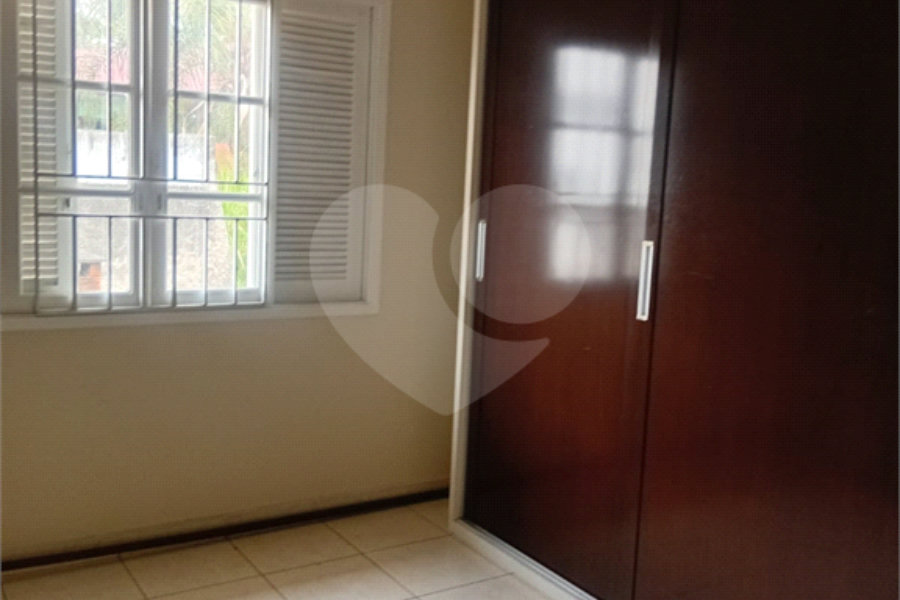 Sobrado à venda com 3 quartos, sendo 1 suíte, em Tremembé, São Paulo, SP