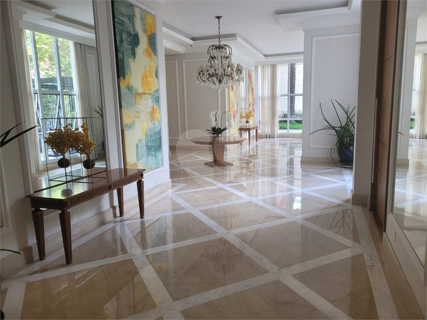 Apartamento à venda com 3 quartos, sendo 2 suítes, em Vila Uberabinha, São Paulo, SP