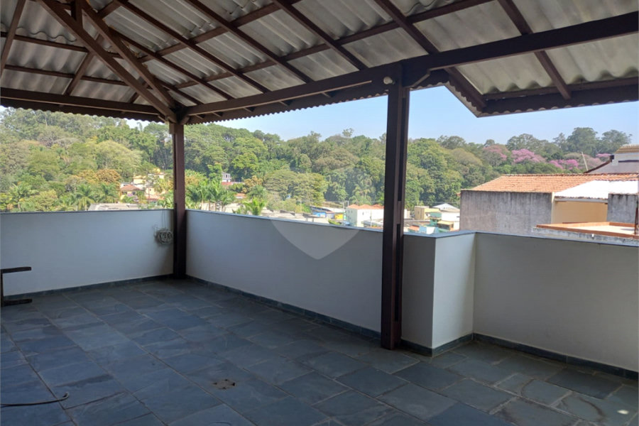 Sobrado à venda com 3 quartos, sendo 1 suíte, em Horto, São Paulo, SP