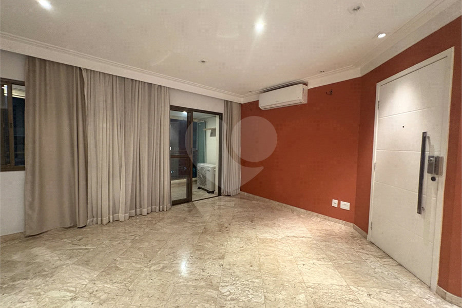 Apartamento à venda com 3 quartos, sendo 1 suíte, em Santana, São Paulo, SP