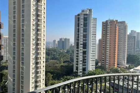 Apartamento à venda com 4 quartos, sendo 2 suítes, em Vila Andrade, São Paulo, SP
