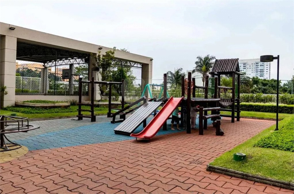 Apartamento à venda com 3 suítes em Jardim Dom Bosco, São Paulo, SP