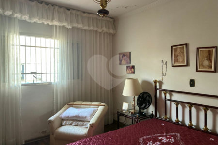 Casa à venda com 3 quartos, sendo 1 suíte,  em Vila Galvão, Guarulhos, SP