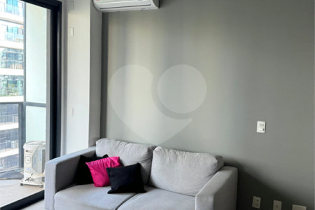 Apartamento à venda com 1 quarto em Vila Olímpia, São Paulo, SP