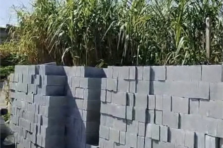 Terreno à venda em Jardim Maria Rosa, Taboão da Serra, SP