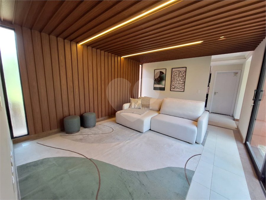Casa para alugar com 5 quartos, sendo 3 suítes,  no condomínio Chacara Santa Maria, Votorantim - SP