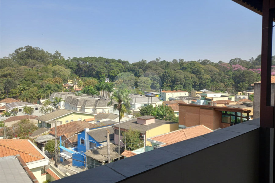 Sobrado à venda com 3 quartos, sendo 1 suíte, em Horto, São Paulo, SP