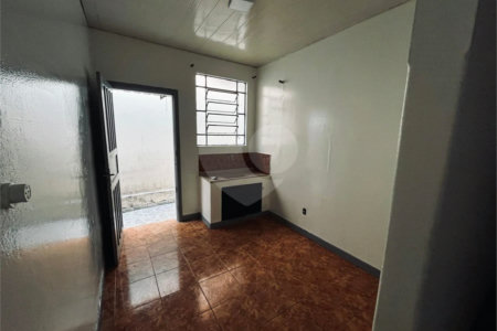 Casa à venda ou para alugar com 2 quartos no Centro, Itapetininga, SP