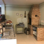 Casa à venda com 4 quartos, sendo 3 suítes, no condomínio Alpes da Cantareira, Mairiporã - SP