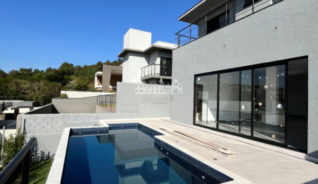 Casa à venda com 3 suítes no condomínio Buona Vita Gold, Atibaia - SP