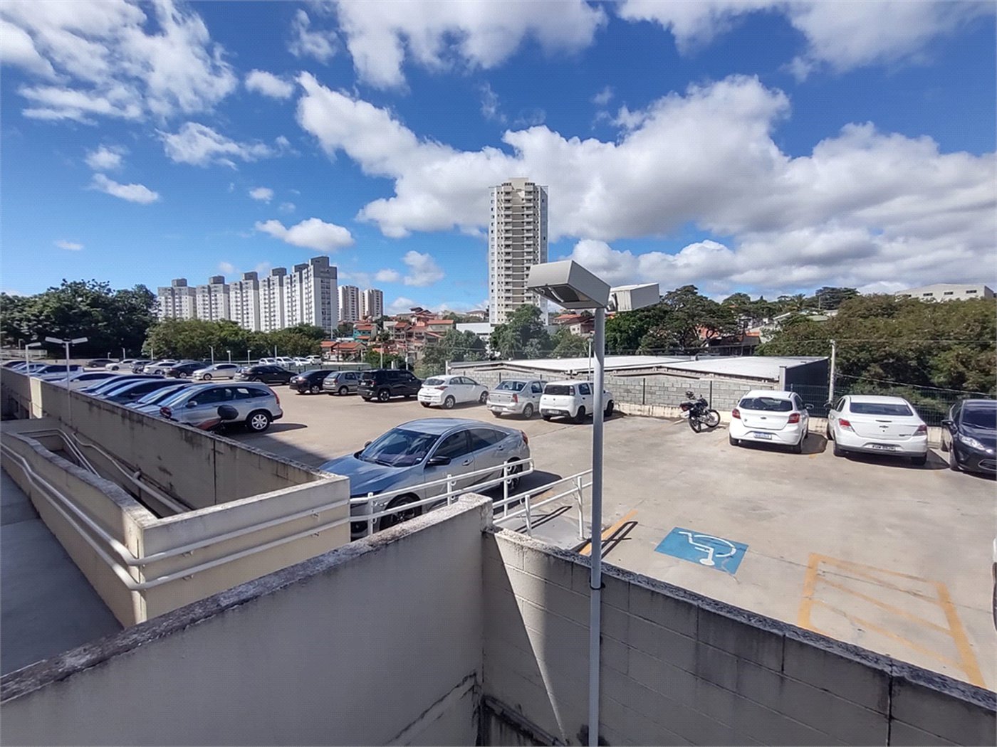 Apartamento à venda com 2 quartos, sendo 1 suíte, em Jardim Piratininga, Sorocaba, SP