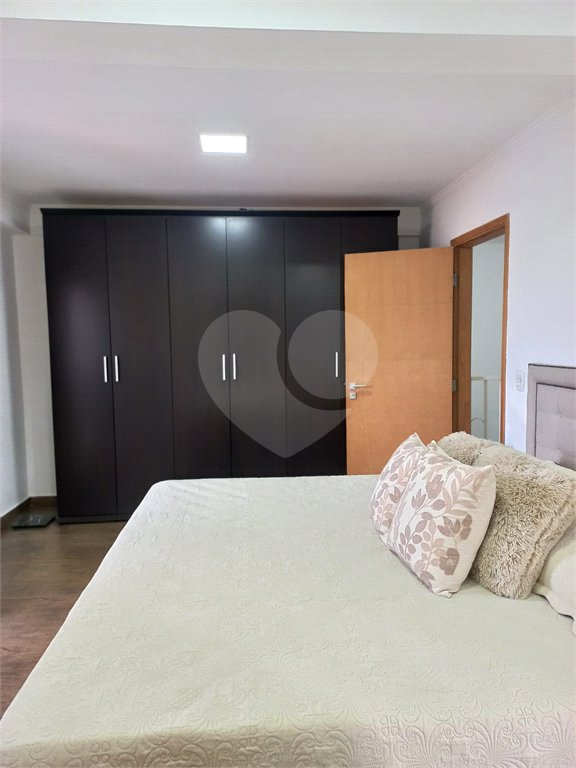 Sobrado à venda com 3 quartos, sendo 1 suíte,  em Vila Mazzei, São Paulo, SP