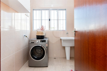 Casa à venda com 5 quartos, sendo 1 suíte, em Jardim Caravelas, São Paulo, SP