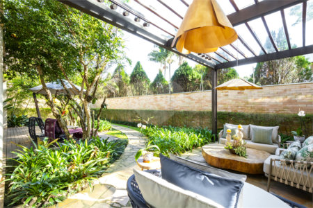Casa à venda com 4 suítes no condomínio Vila Flora, São Paulo - SP