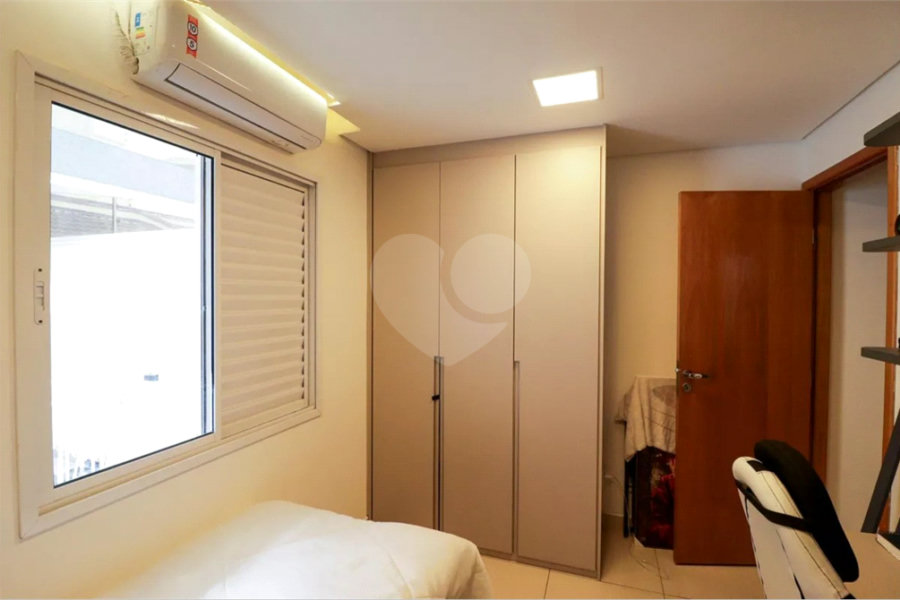 Casa à venda com 3 quartos, sendo 1 suíte, no condomínio Smile View, São Paulo - SP