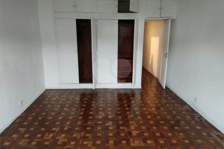 Sobrado à venda com 3 quartos em Jardim Franca, São Paulo, SP
