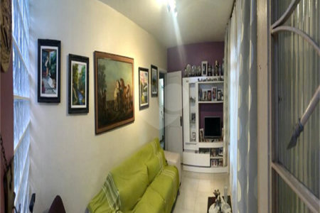 Casa Térrea à venda com 3 quartos em Cidade Domitila, São Paulo, SP