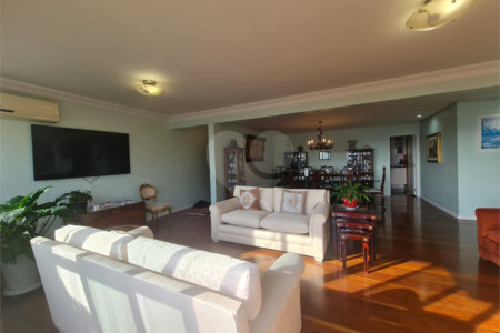 Apartamento à venda com 3 quartos, sendo 2 suítes, em Alto da Boa Vista, São Paulo, SP