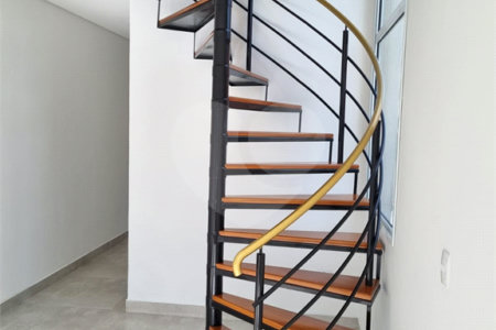 Sobrado à venda com 2 quartos, sendo 1 suíte, em Arujamérica, Arujá, SP