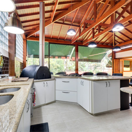 Casa à venda com 4 suítes em Chácara Monte Alegre, São Paulo, SP