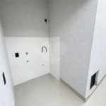 Casa à venda com 2 quartos, sendo 1 suíte, no condomínio Tivolli, Itapetininga - SP