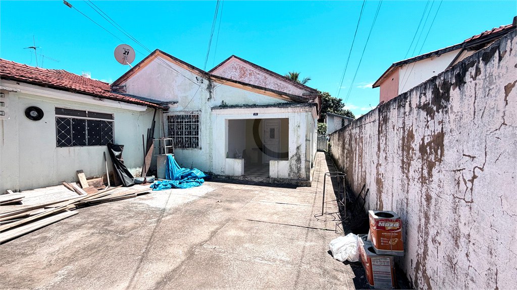 Casa à venda com 2 quartos, sendo 1 suíte, no Centro, Três Lagoas, MS