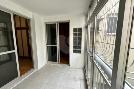 Apartamento à venda com 3 quartos, sendo 1 suíte,  em Tijuca, Rio de Janeiro, RJ