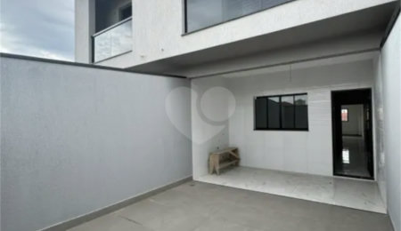 Sobrado à venda com 3 quartos, sendo 1 suíte,  em Vila Bonilha, São Paulo, SP