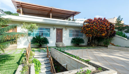 Casa à venda com 5 quartos, sendo 3 suítes,  em Lapa, São Paulo, SP