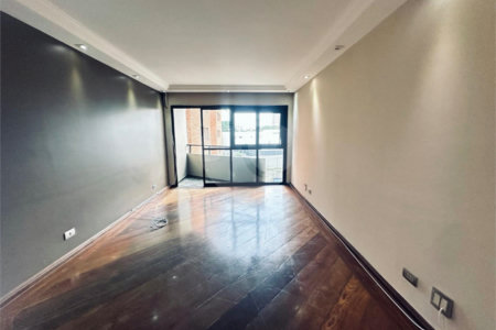 Apartamento à venda com 3 quartos, sendo 1 suíte, em Alto da Boa Vista, São Paulo, SP