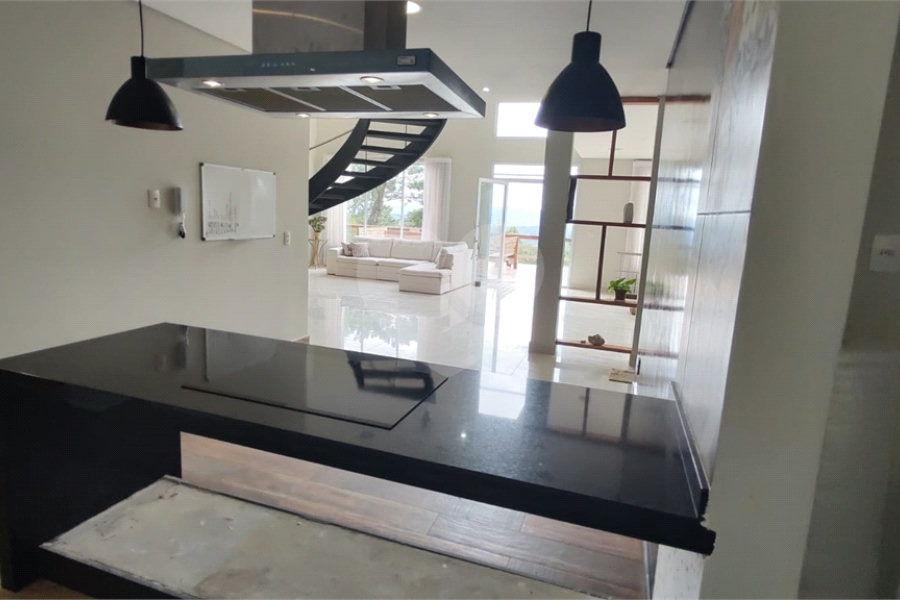 Casa à venda com 6 suítes em Serra da Cantareira, Mairiporã, SP
