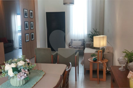 Casa à venda com 3 suítes no condomínio Villaggio Maranello, Vinhedo - SP