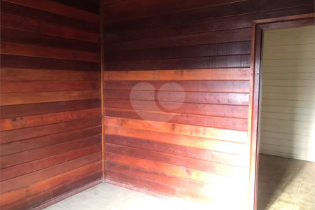 Casa à venda com 3 quartos, sendo 1 suíte, no condomínio Zuleika Jabour, Salto - SP